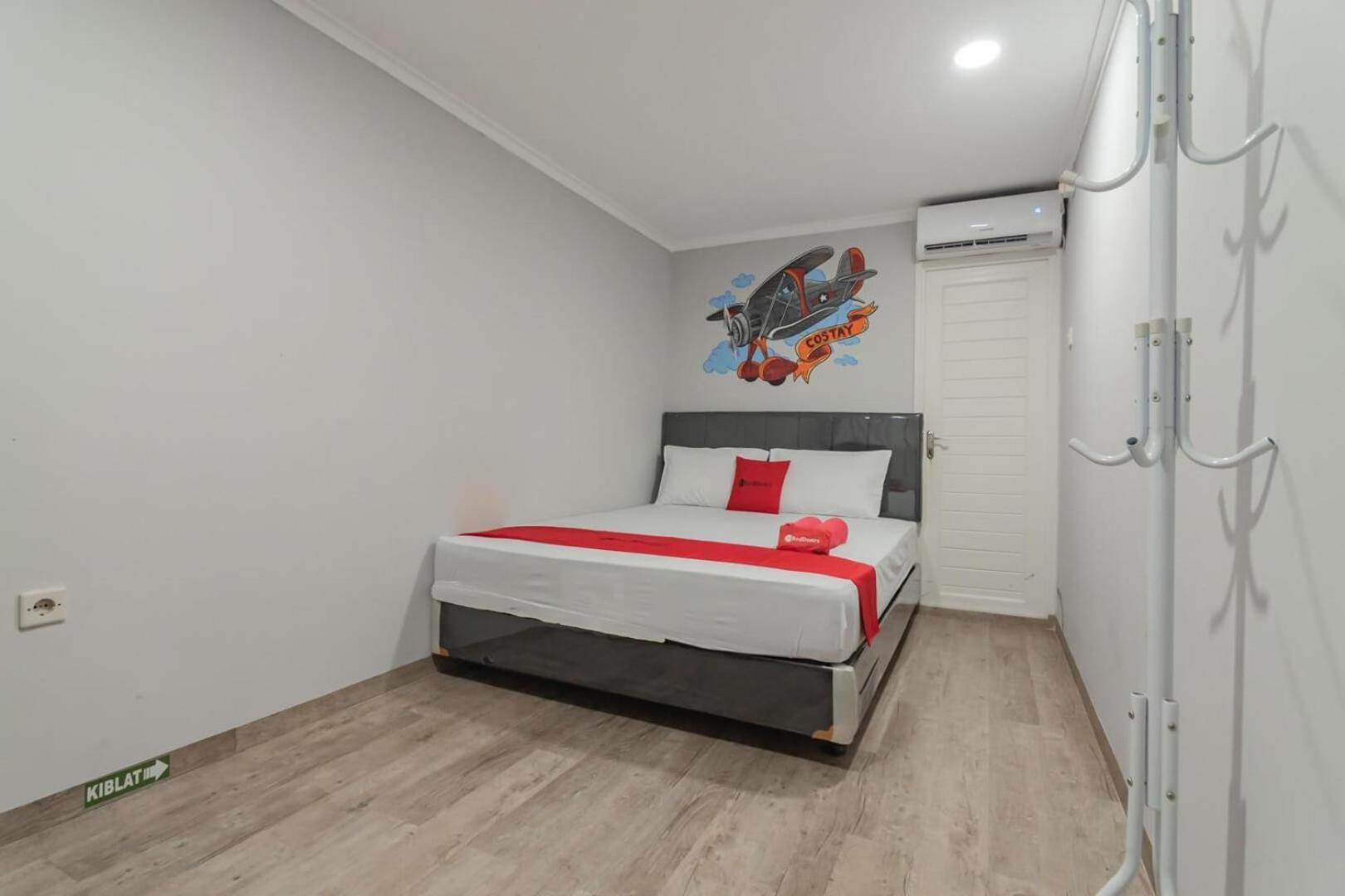 Reddoorz Plus Near Lembang Park & Zoo Εξωτερικό φωτογραφία